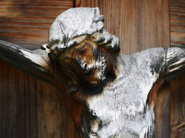 crucifix-1502352_960_720