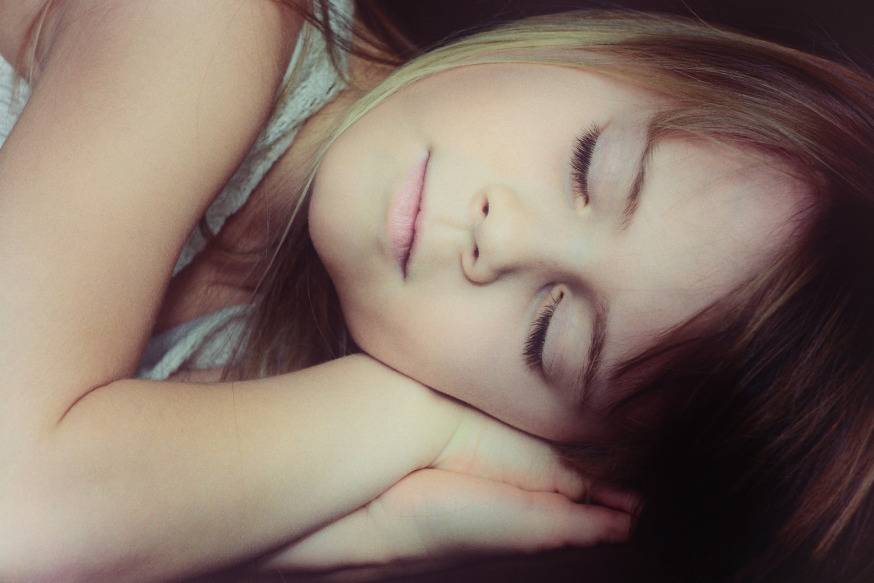 little-girl-sleeping